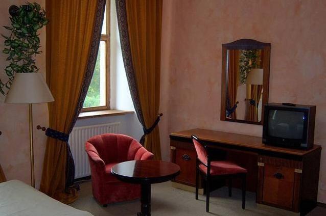 Palac Brody Room photo