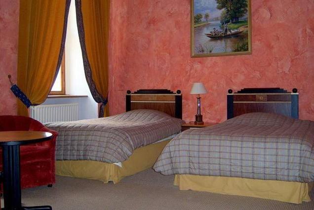 Palac Brody Room photo